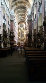 Экскурсия «Тайны древних подземелий и Пражских монастырей»